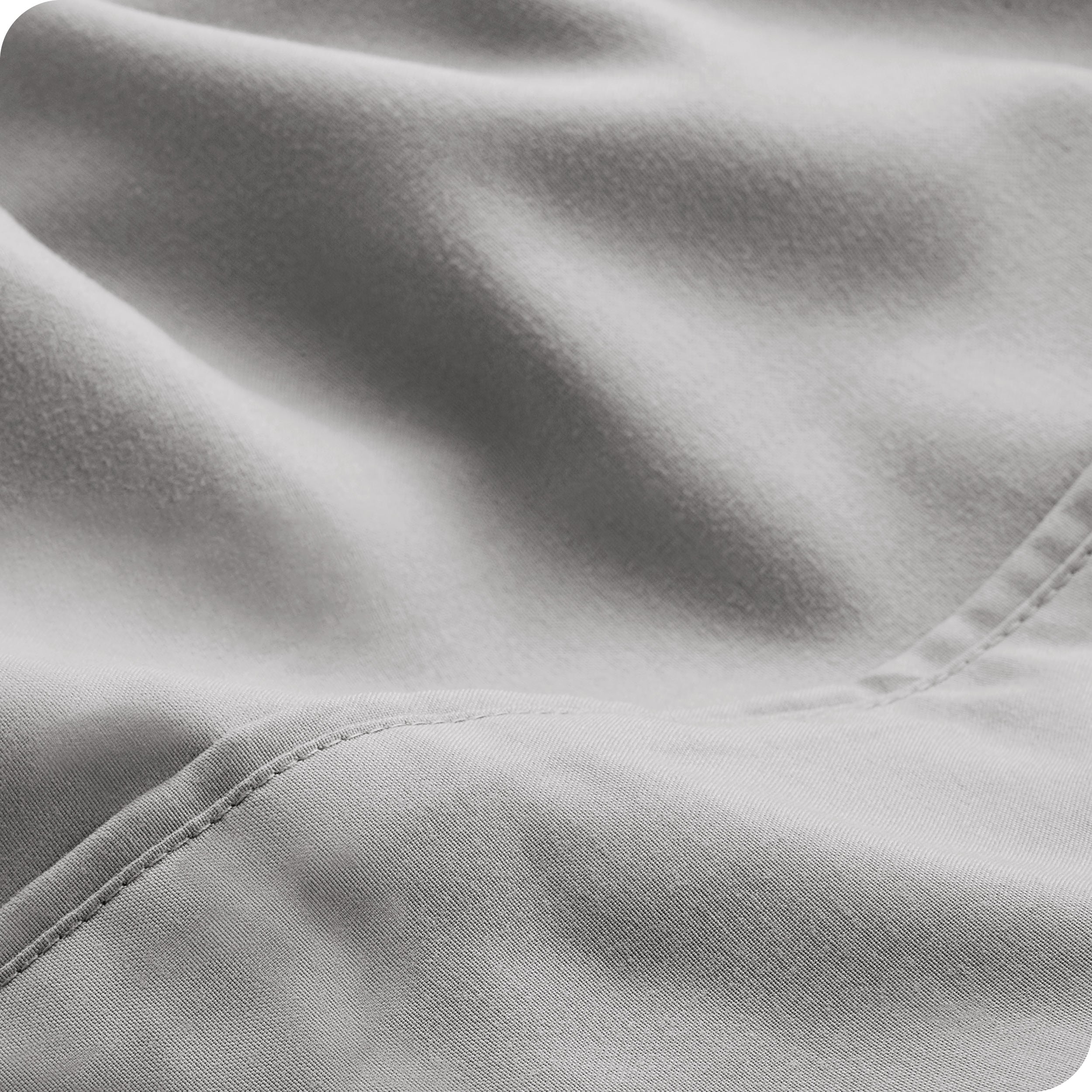 Close-up of the fabric and its neatly finished edge.