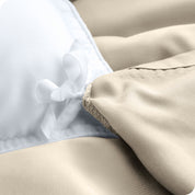 Corner ties used to secure a duvet insert to the duvet cover