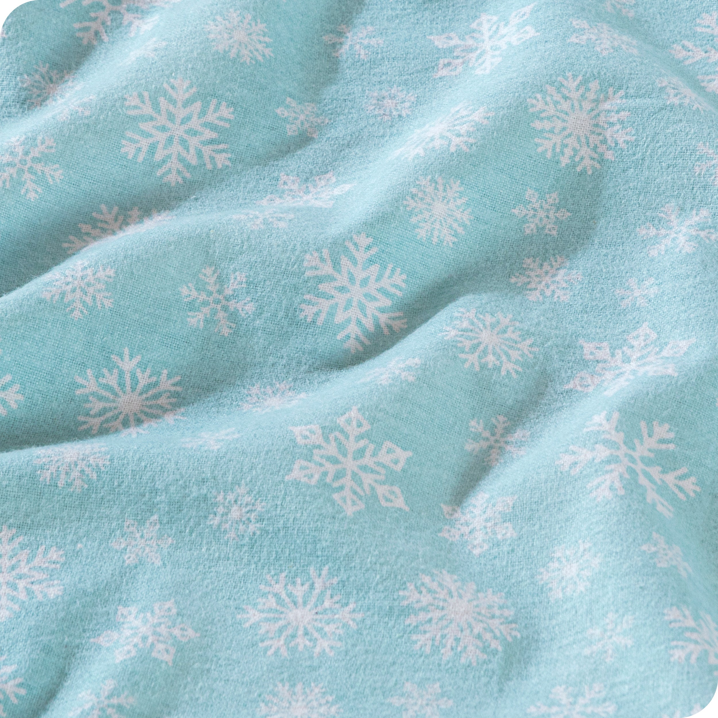 Close of the printed flannel sheet set material