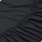 Close up of a elasticized fitted sheet