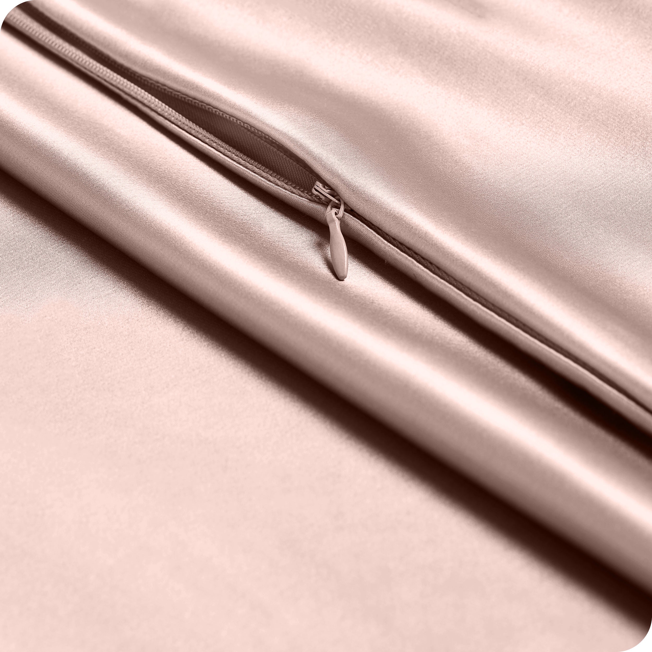 Zipper on a satin pillowcase