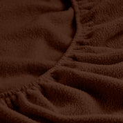 Close in view showing the elastic on the fitted sheet