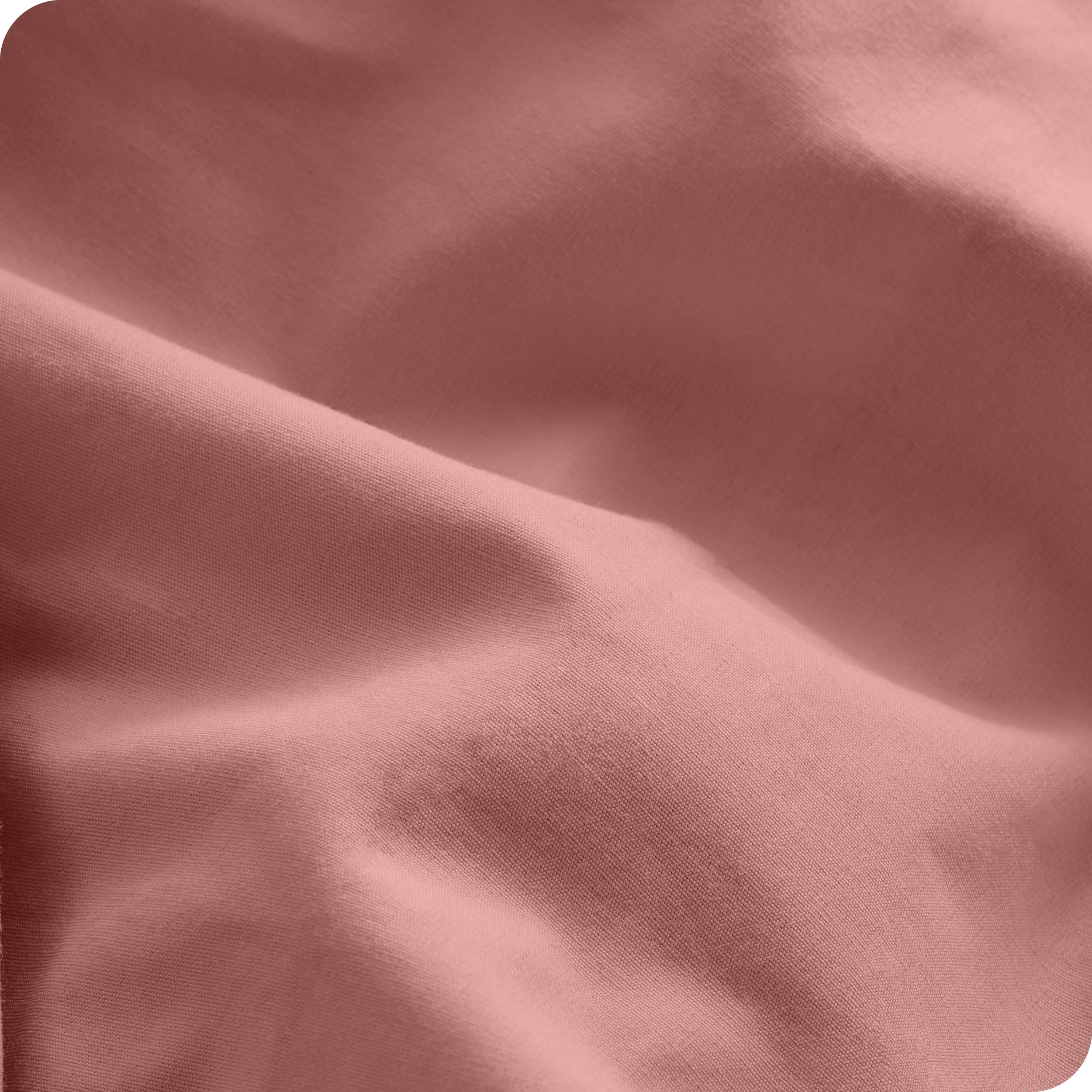 A close view of the oraganic cotton percale duvet cover showing the texture, color, and fabric.