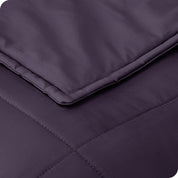 Close up of the stitching on a cotton weighted blanket
