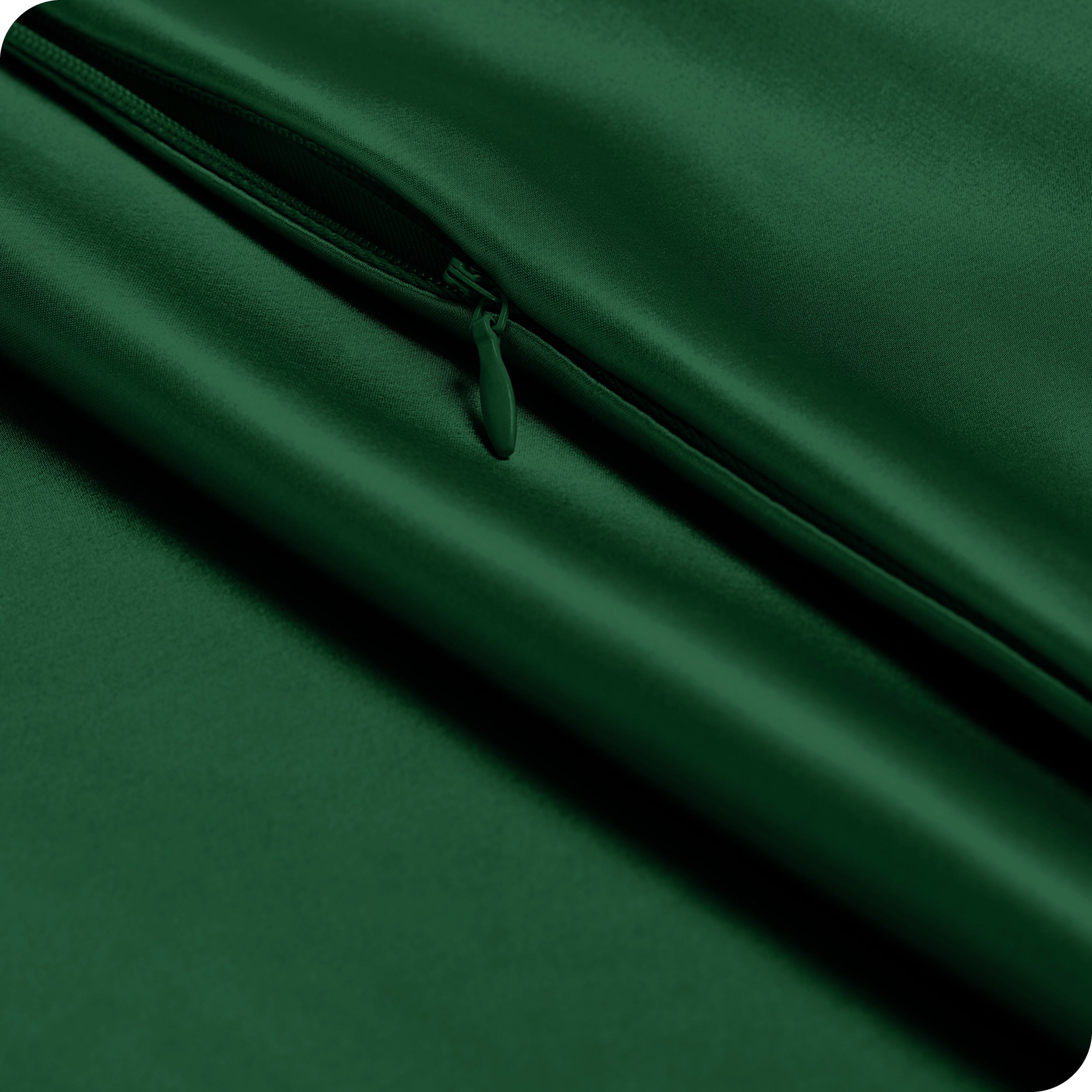 Zipper on a satin pillowcase