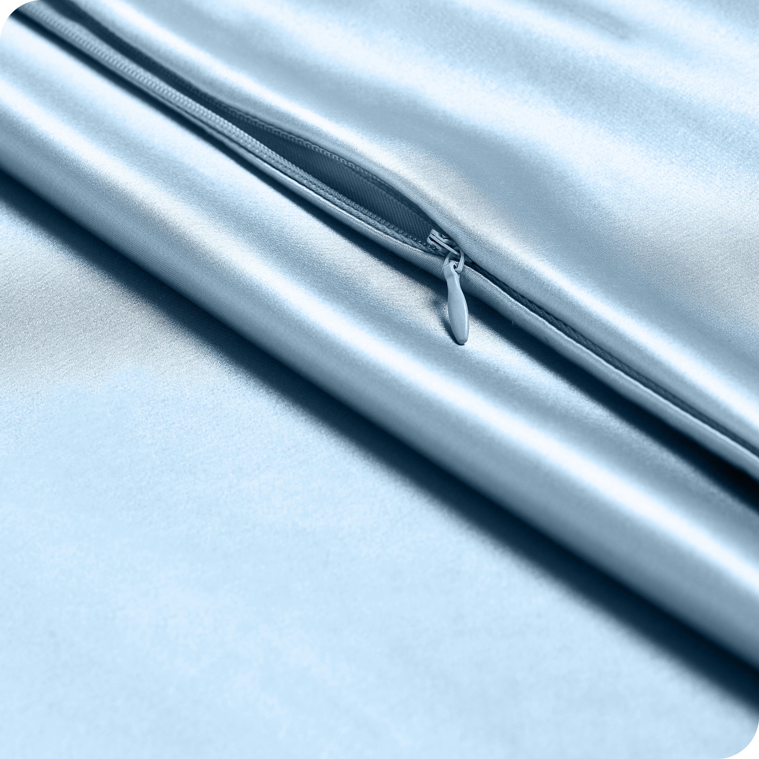 Zipper on a satin pillowcase