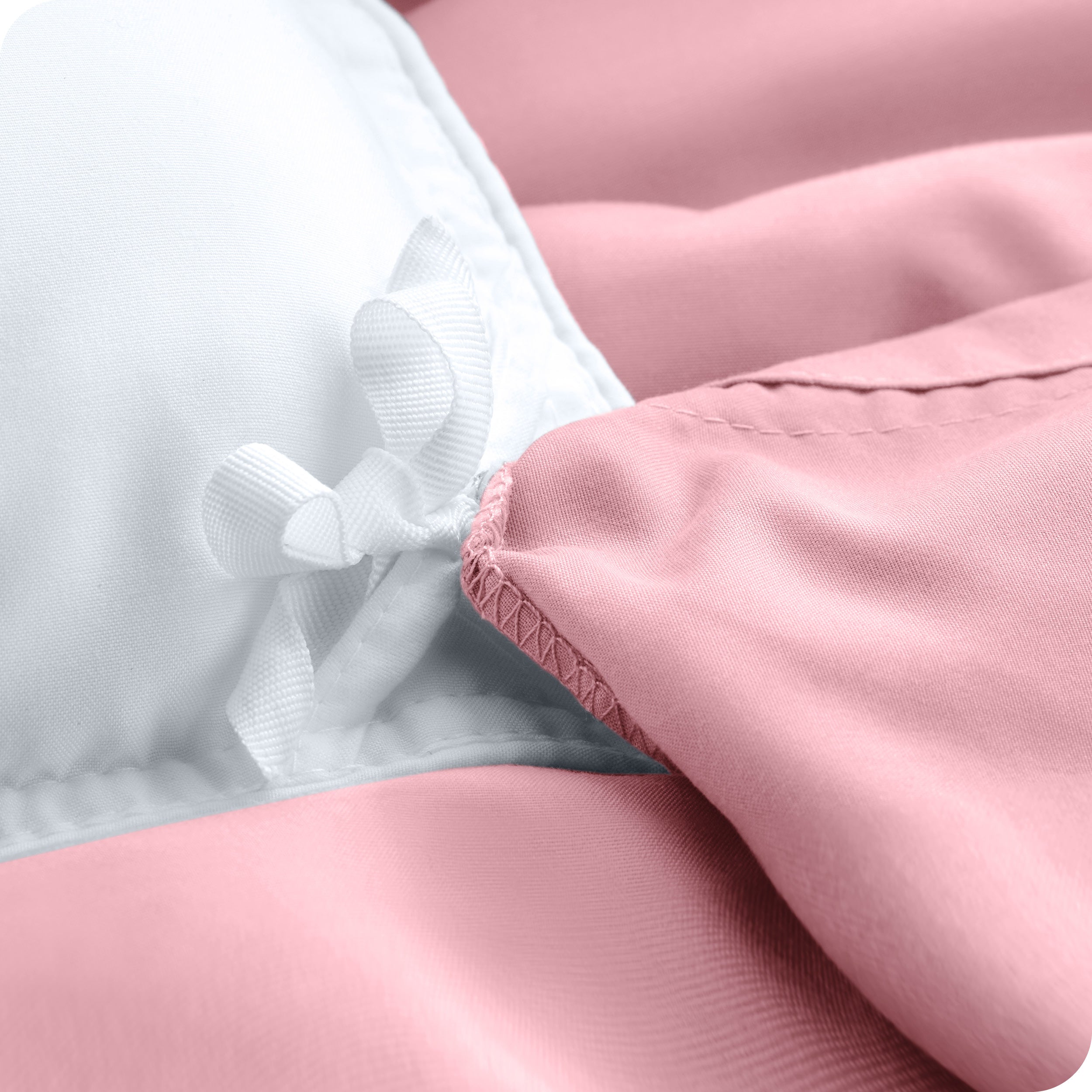 Corner ties used to secure a duvet insert to the duvet cover