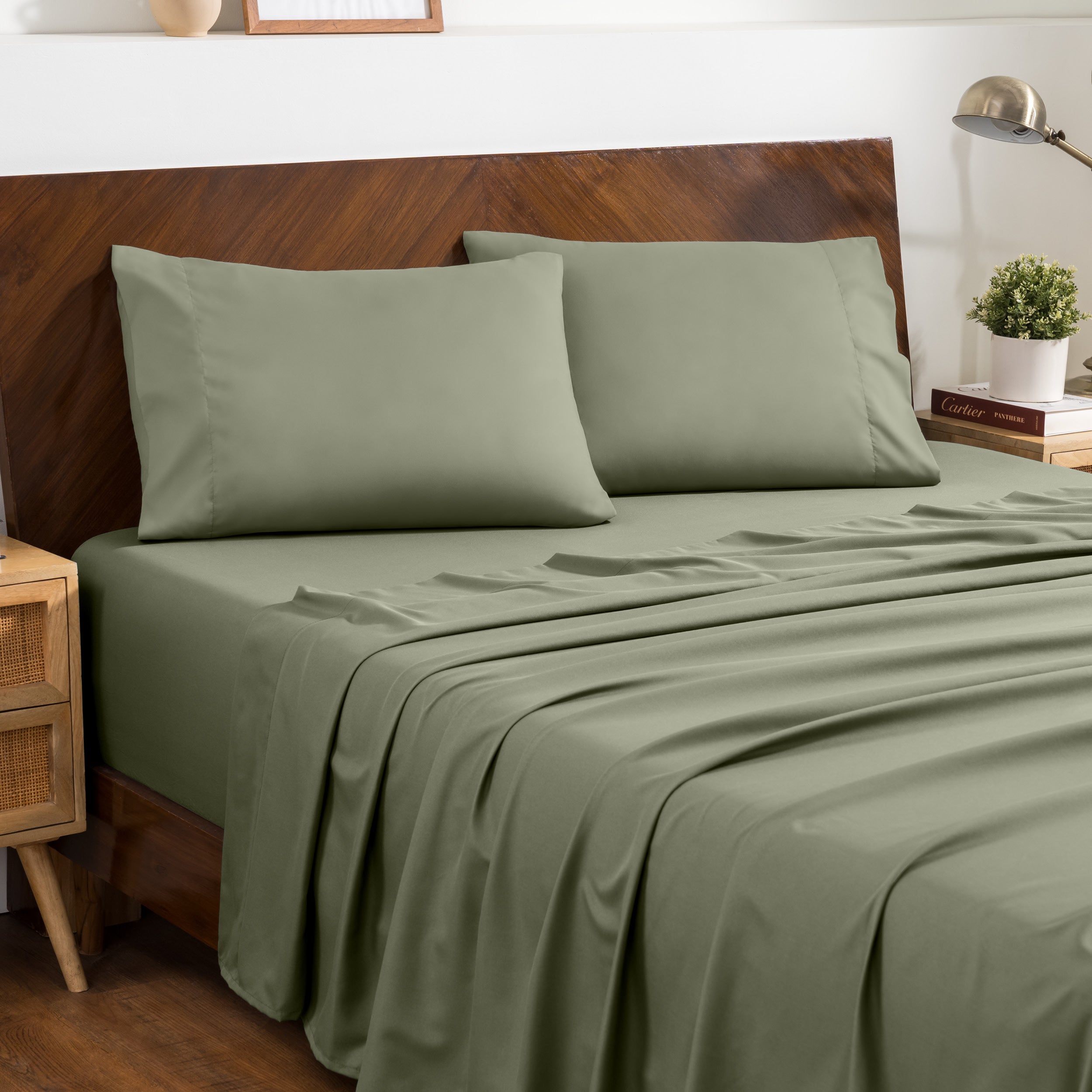 Microfiber envelope pillowcase sheet set