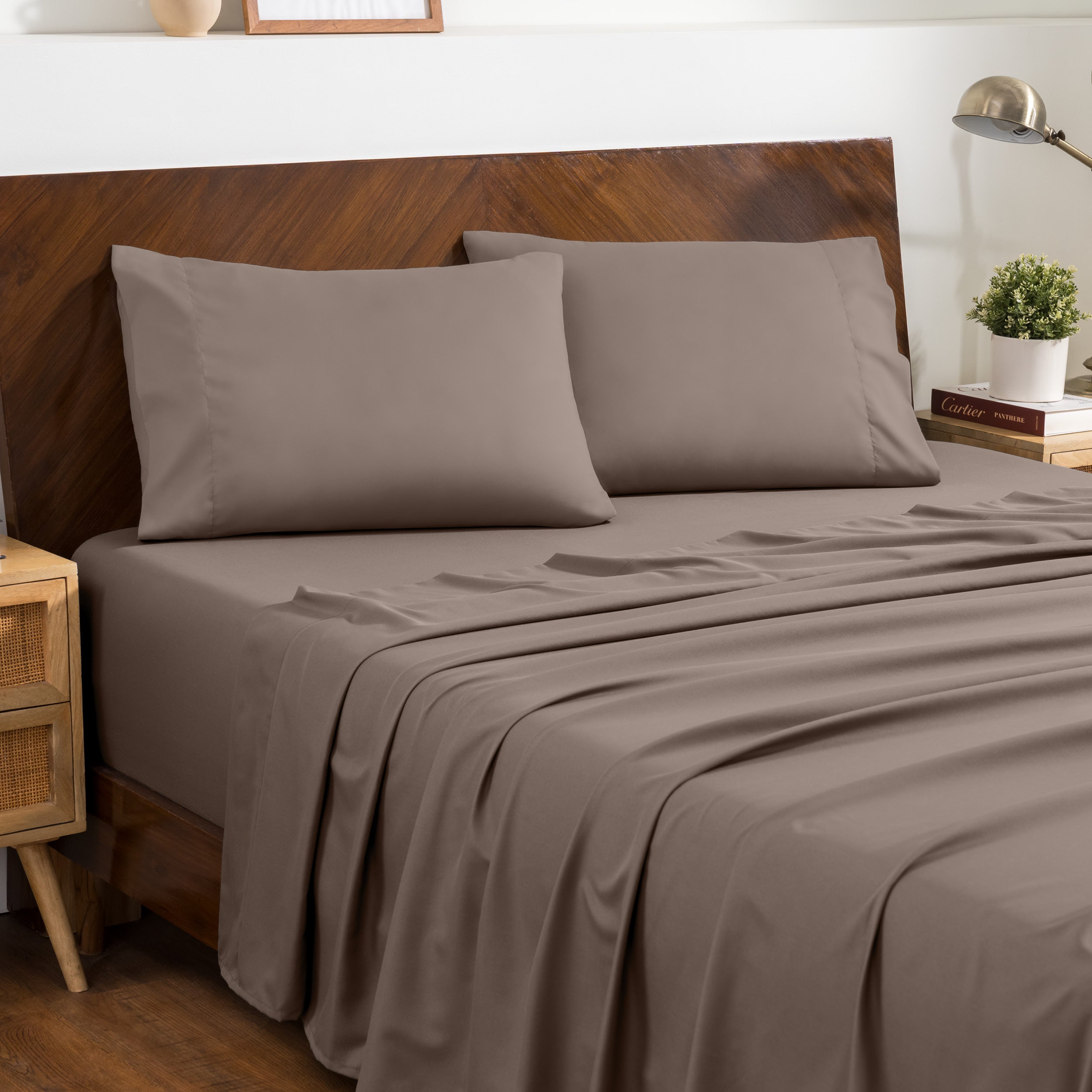 Microfiber envelope pillowcase sheet set