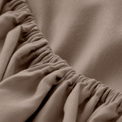 Close up of the elastic on the fitted sheet