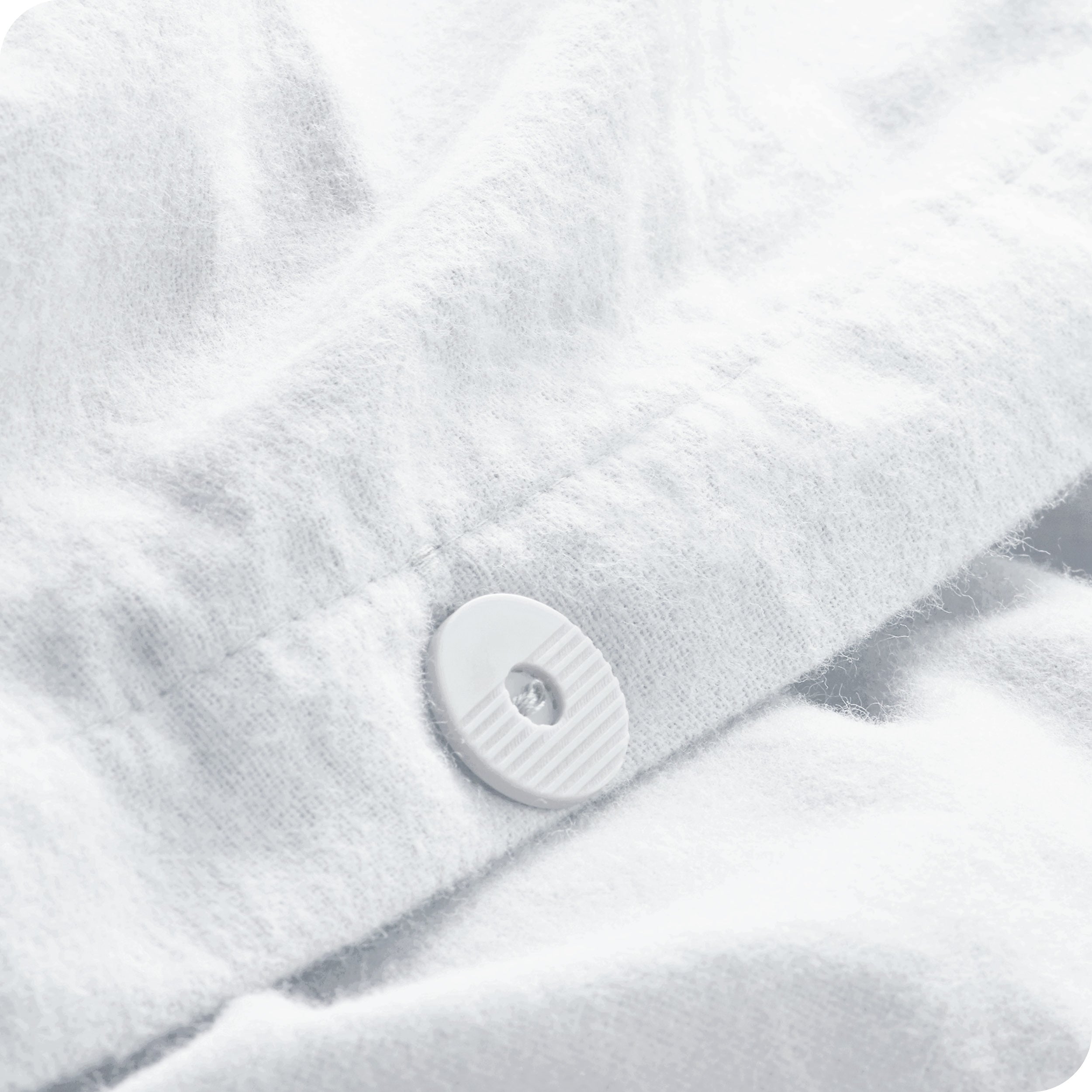 A close up of the tie corner of the duvet cover.