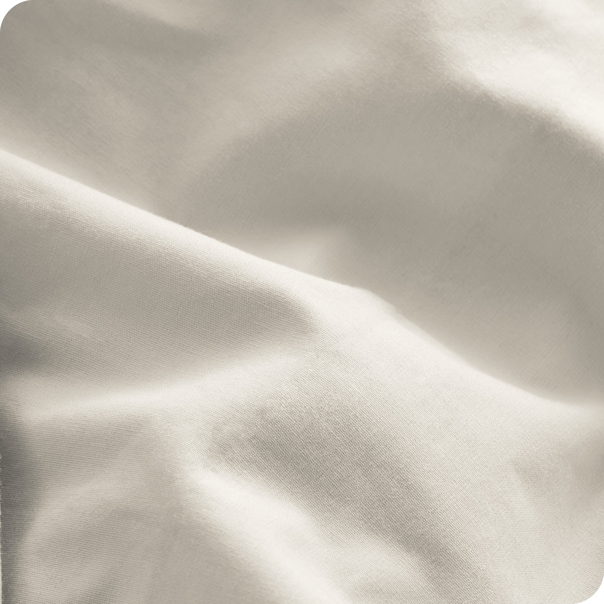 A close view of the oraganic cotton percale duvet cover showing the texture, color, and fabric.